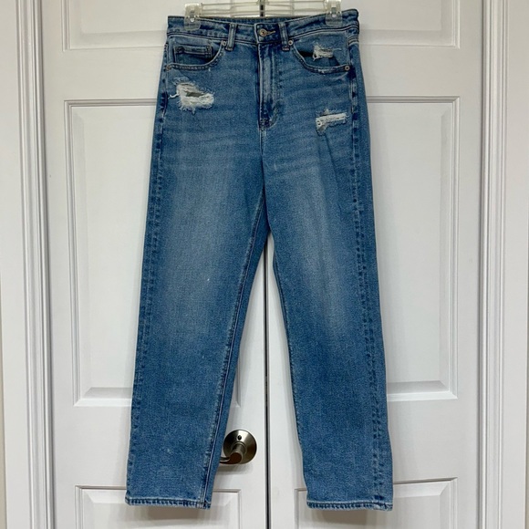 American Eagle Outfitters Denim - American Eagle Mom Straight Jeans Size 6 Stretch Light Wash